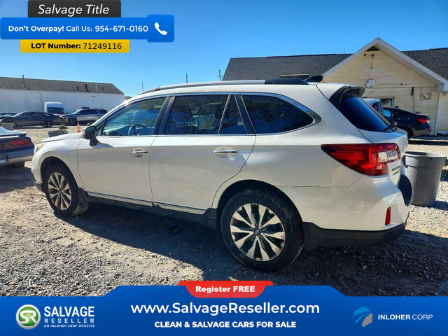 Used 2017 Subaru Outback 2.5i Touring w/ Popular Package #5A AWD/4WD image 3