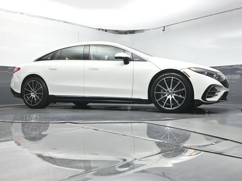 Certified 2022 Mercedes-Benz EQS 450+ Sedan image 32