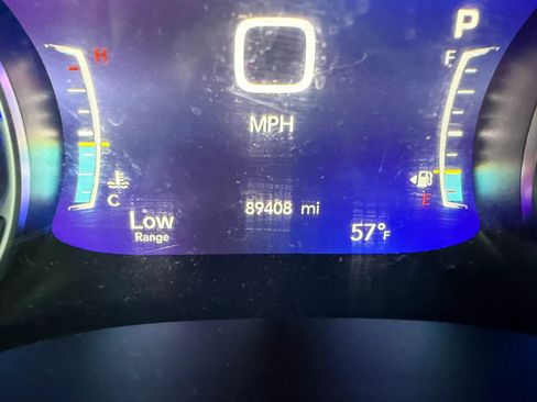 Used 2022 Chrysler Pacifica Touring-L FWD image 15