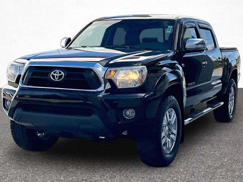 Used 2013 Toyota Tacoma PreRunner w/ Limited Pkg image 3