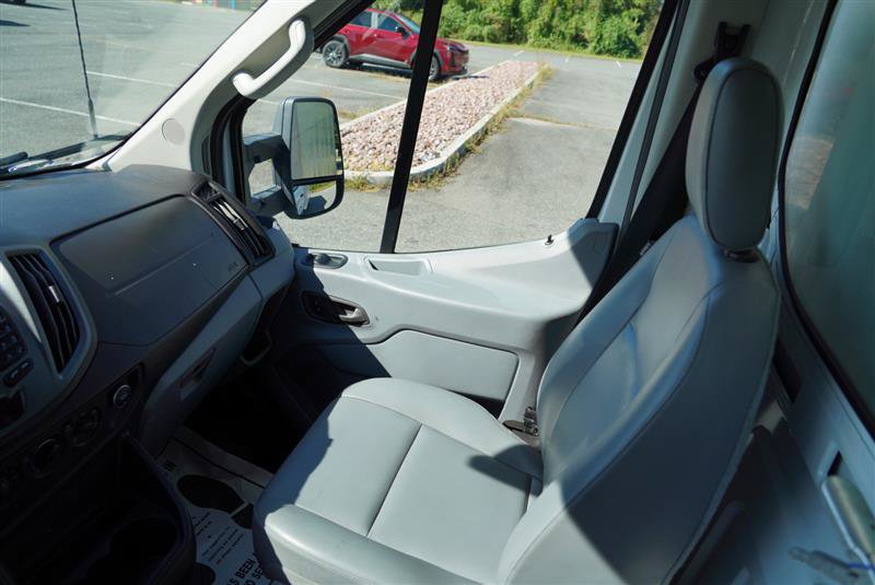 Used 2018 Ford Transit 350 156 DRW RWD image 35