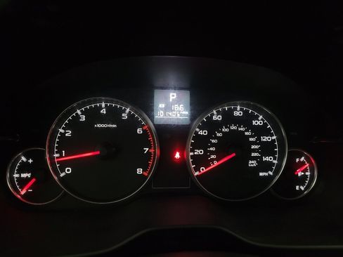 Used 2013 Subaru Legacy 2.5i Premium AWD/4WD image 23