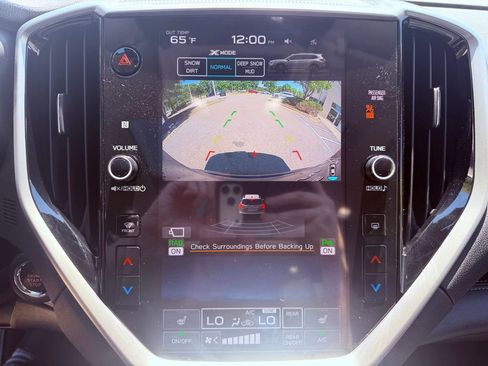Used 2023 Subaru Ascent Limited w/ Technology Package AWD/4WD image 28
