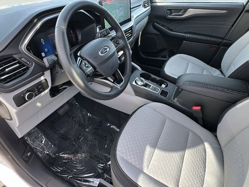 New 2026 Ford Escape Active w/ Tech Pack #1 AWD/4WD image 10