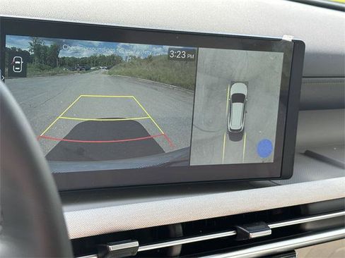 New 2025 Hyundai Tucson Limited image 28