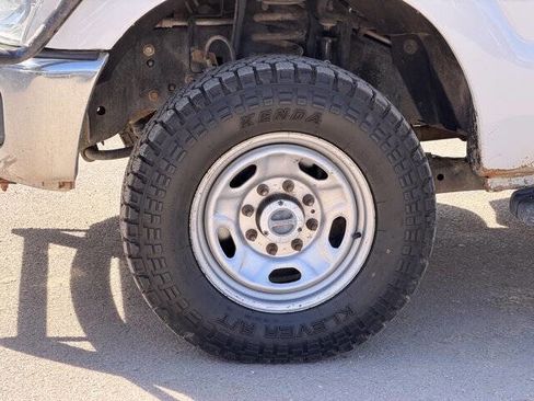 Used 2016 Ford F250 XL w/ Power Equipment Group AWD/4WD image 11