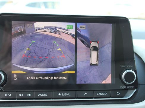 Used 2021 Nissan Rogue SL image 43