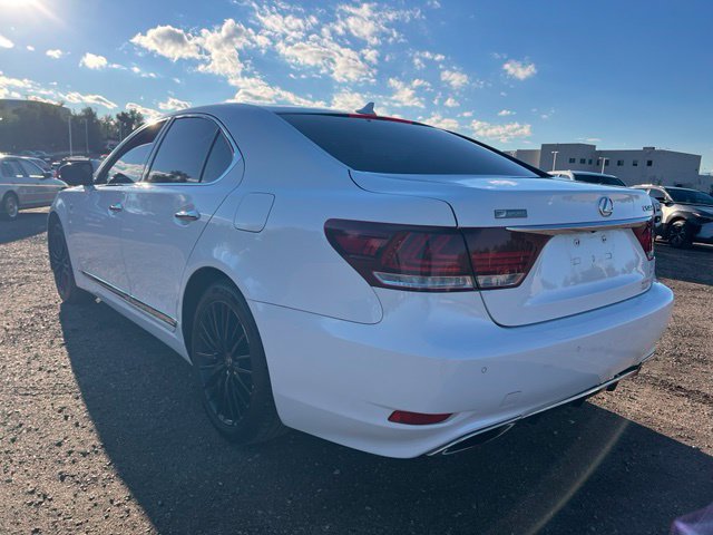 Used 2013 Lexus LS 460 AWD w/ F-Sport Pkg image 3