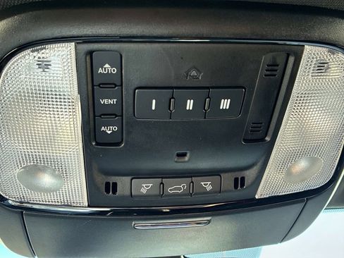 Used 2022 Dodge Durango GT AWD/4WD image 37