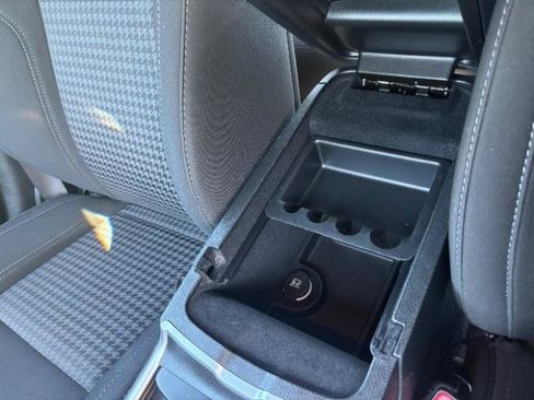 Used 2023 Dodge Charger SXT image 28