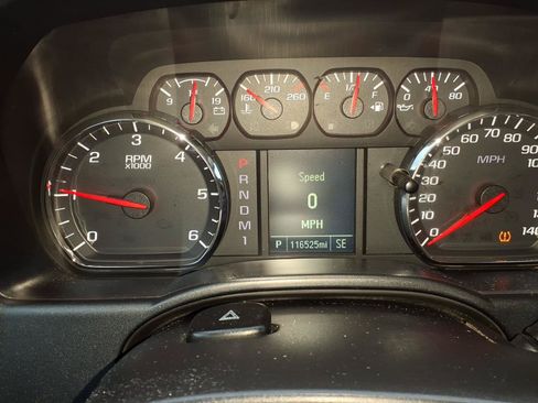 Used 2016 Chevrolet Silverado 2500 W/T RWD image 9