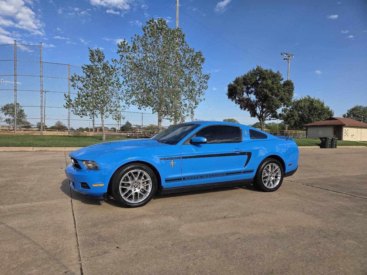 Used 2012 Ford Mustang Premium RWD image 2
