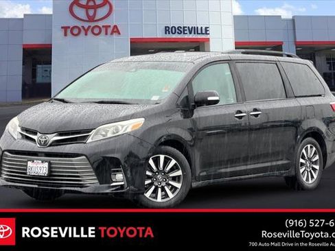 Certified 2019 Toyota Sienna Limited image 1