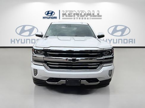 Used 2018 Chevrolet Silverado 1500 High Country AWD/4WD image 2