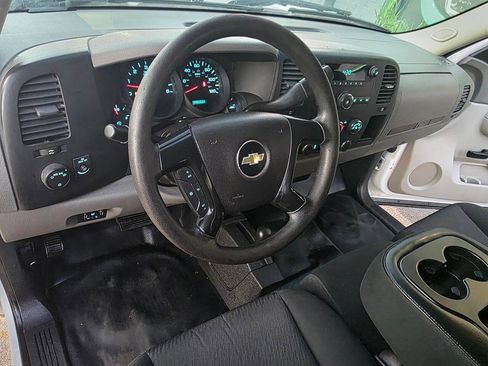 Used 2013 Chevrolet Silverado 1500 W/T image 31