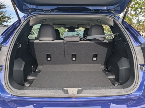 Certified 2025 Subaru Impreza 2.0i image 12