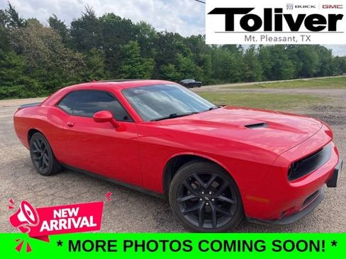 Used 2023 Dodge Challenger SXT w/ Blacktop Package image 1