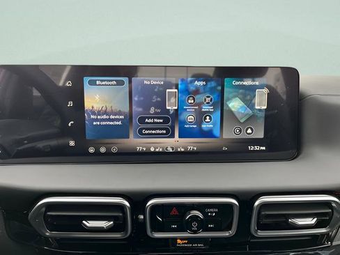 New 2026 Nissan Sentra SR w/ SR Premium Package image 16