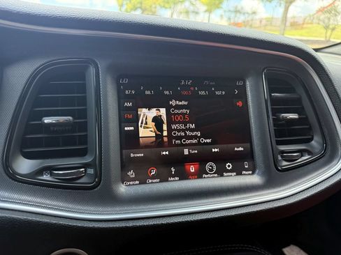 Used 2015 Dodge Challenger SRT w/ Technology Group RWD image 31