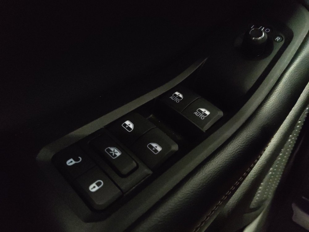 Used 2023 Jeep Grand Cherokee Altitude RWD image 27