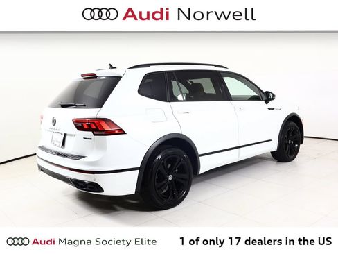 Used 2024 Volkswagen Tiguan SE R-Line AWD/4WD image 15