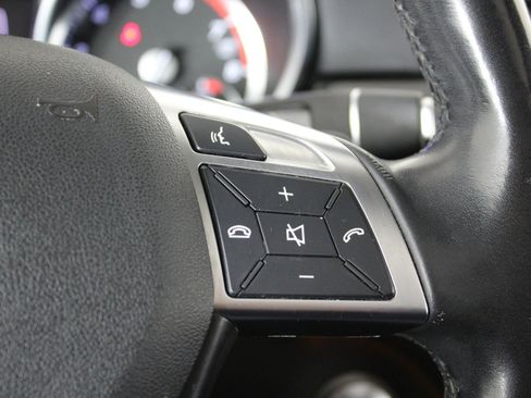 Used 2015 Mercedes-Benz GL 550 GL 550 image 30