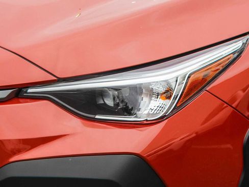 New 2025 Subaru Crosstrek 2.0i Premium image 8