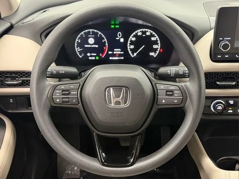 Certified 2025 Honda HR-V LX image 30