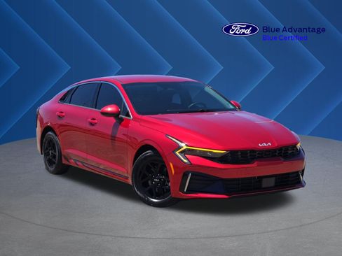 Used 2025 Kia K5 LXS FWD image 1