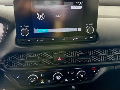 Used 2023 Honda HR-V Sport image 18