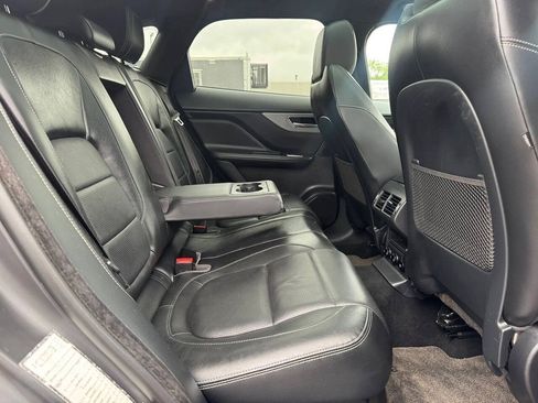 Used 2020 Jaguar F-PACE S AWD/4WD image 17