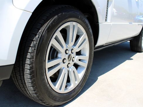 Used 2012 Land Rover Range Rover HSE LUX image 10