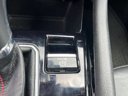 Used 2025 Jeep Compass Trailhawk AWD/4WD image 21