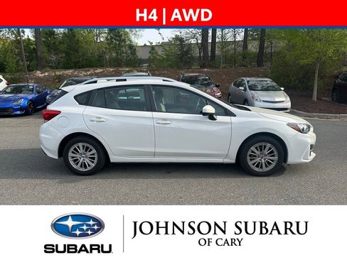 Used 2018 Subaru Impreza 2.0i Premium image 3