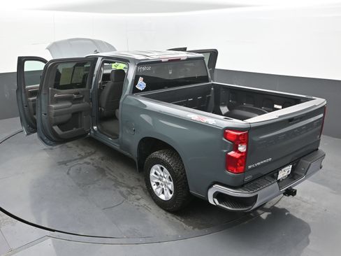 Used 2025 Chevrolet Silverado 1500 LT AWD/4WD image 43