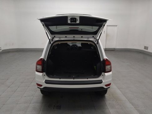 Used 2016 Jeep Compass Sport image 29