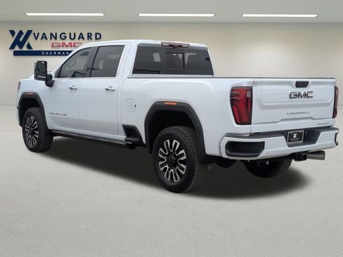 New 2026 GMC Sierra 2500 Denali Ultimate image 7