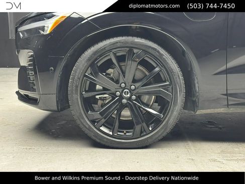 Used 2024 Volvo XC60 T8 Ultimate w/ Protection Package Premier image 42