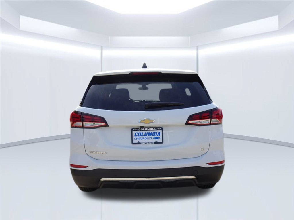 Used 2024 Chevrolet Equinox LT FWD image 5