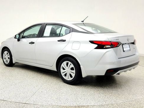 Used 2024 Nissan Versa S w/ Trunk Package FWD image 5