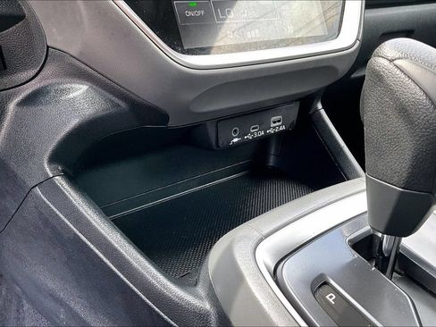 Used 2025 Subaru Crosstrek 2.5i Premium AWD/4WD image 16