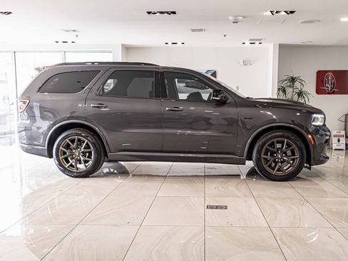 Used 2025 Dodge Durango R/T image 9