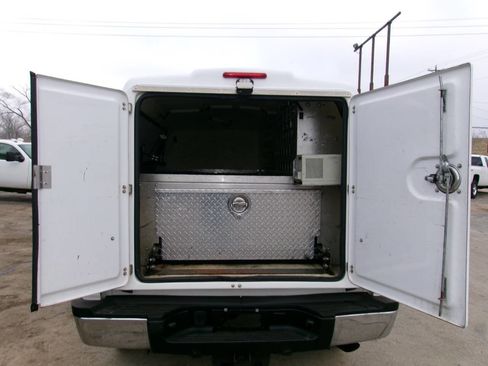 Used 2014 Chevrolet Silverado 2500 W/T w/ Snow Plow Prep Package image 5