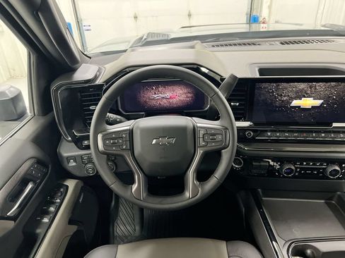 New 2026 Chevrolet Silverado 2500 ZR2 w/ ZR2 Bison Edition AWD/4WD image 11