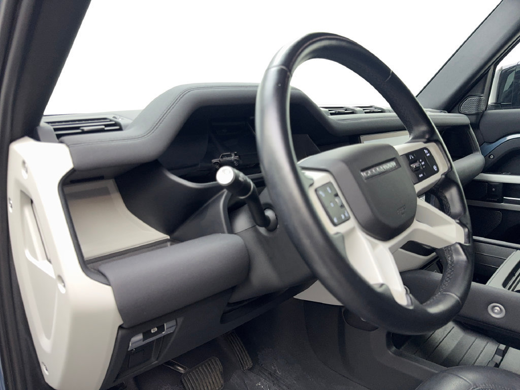Used 2023 Land Rover Defender 110 SE AWD/4WD image 52