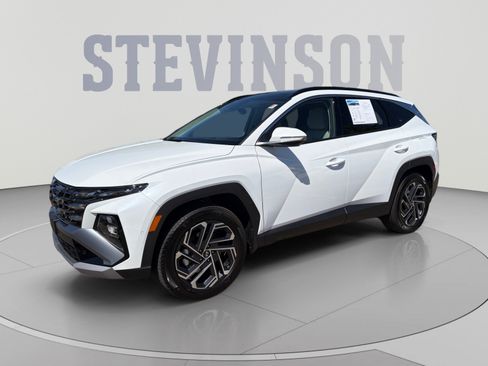 Used 2026 Hyundai Tucson Limited AWD/4WD image 1