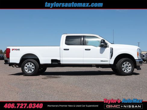 Used 2023 Ford F350 XLT w/ FX4 Off-Road Package AWD/4WD image 3