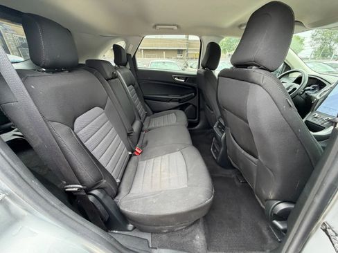 Used 2022 Ford Edge SE w/ Black Appearance Package AWD/4WD image 12
