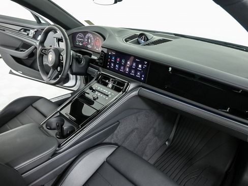 New 2025 Porsche Panamera image 25
