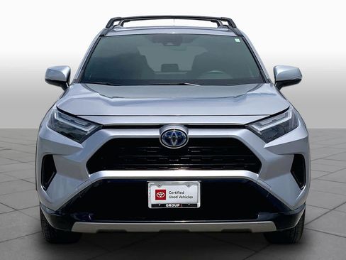 Used 2023 Toyota RAV4 SE w/ Convenience Package AWD/4WD image 4